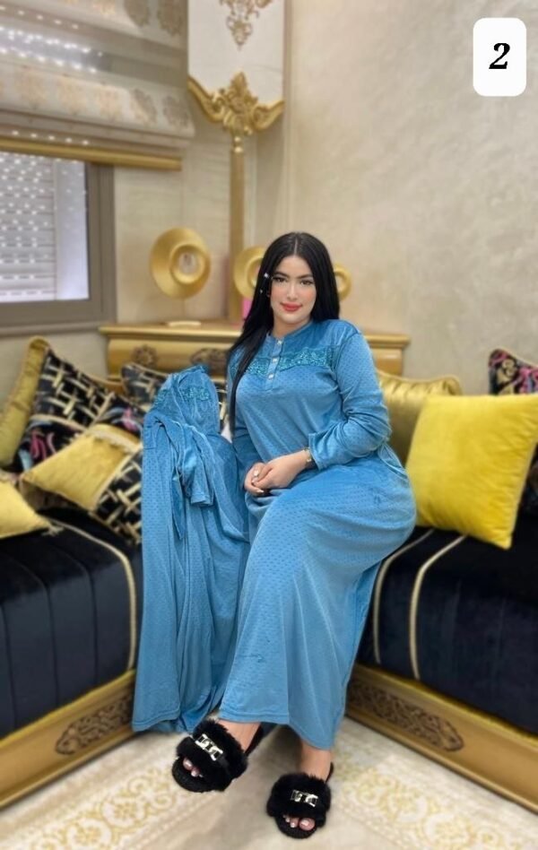 ⁦2بياس بيجامة طويلة بالبنوار دونتيل
توب موبرة محفرة. القياس صطوندار⁩ - الصورة ⁦2⁩