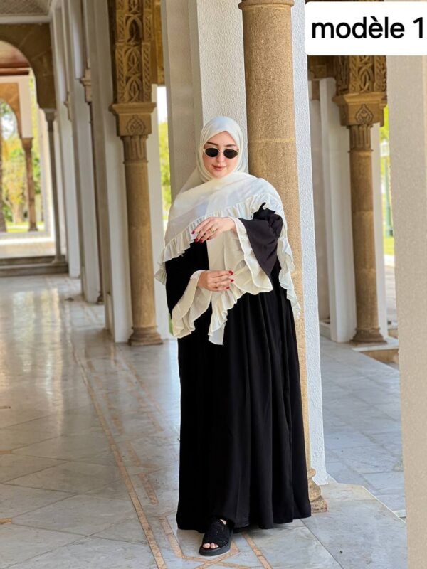⁦كسوة راقية مكونة من قطعتين، مصنوعة من ثوب كريب روزا⁩ - الصورة ⁦4⁩