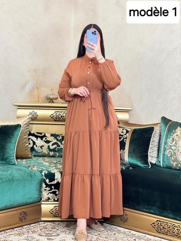 كسوة نسائية من ثوب كريب