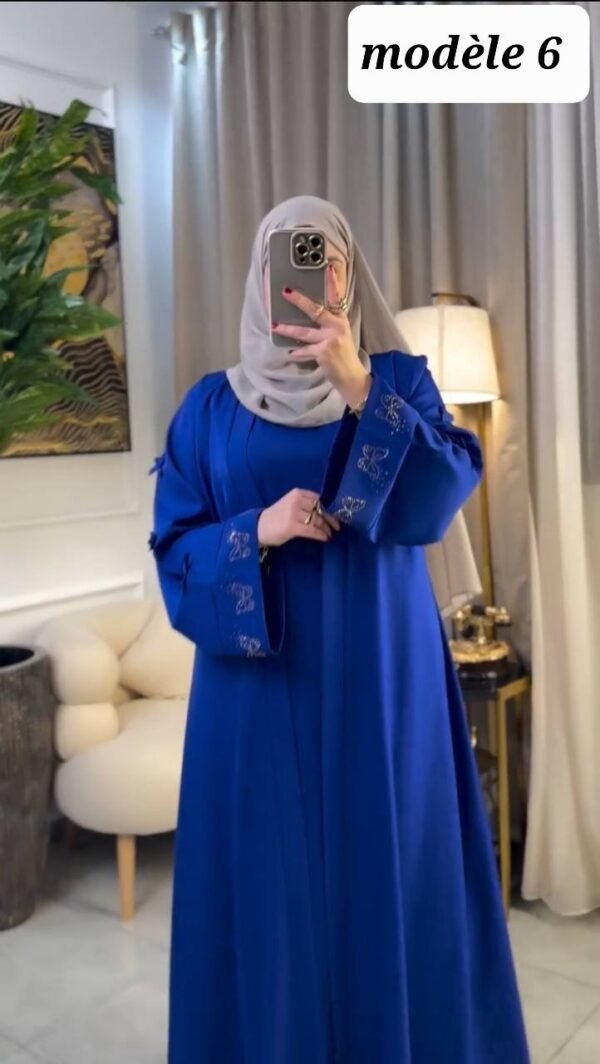 ⁦عباية راقية مكونة من قطعتين،  مصنوعة من ثوب كريب روزا⁩ - الصورة ⁦12⁩